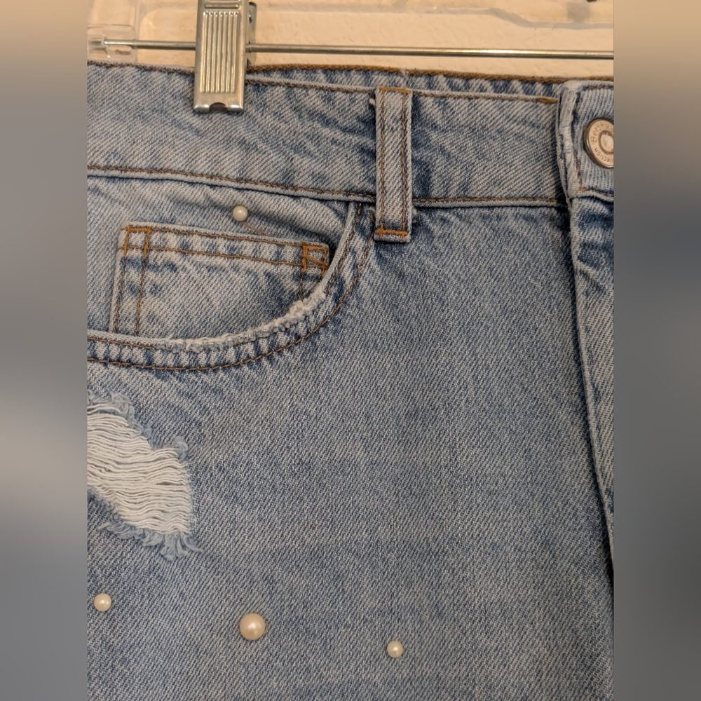 Bershka Light Blue Distressed Boyfriend Jeans: the booty jean w/ Pretty Pearls - Picture 14 of 15